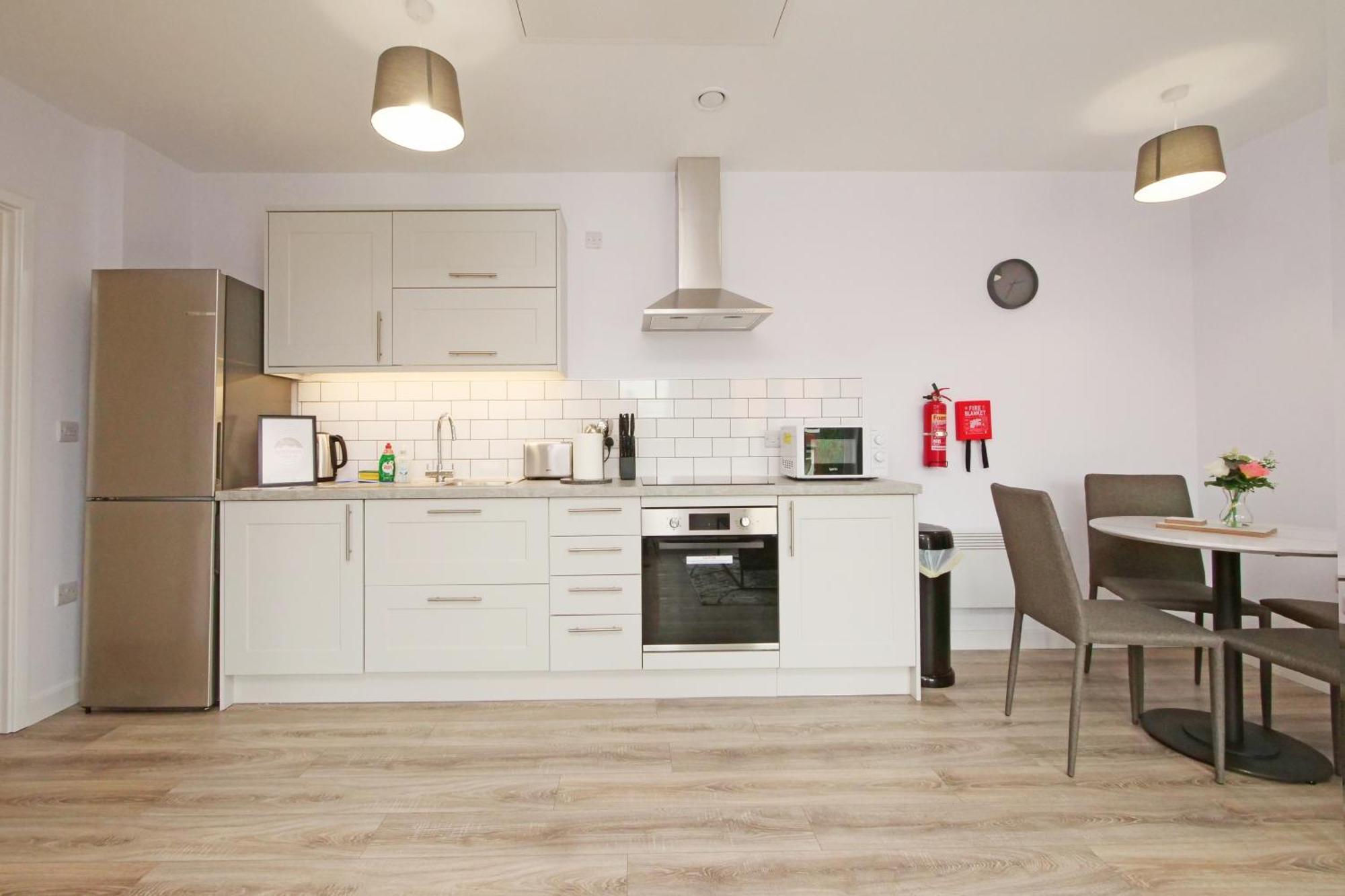 46 Luna With Free Parking Apartment